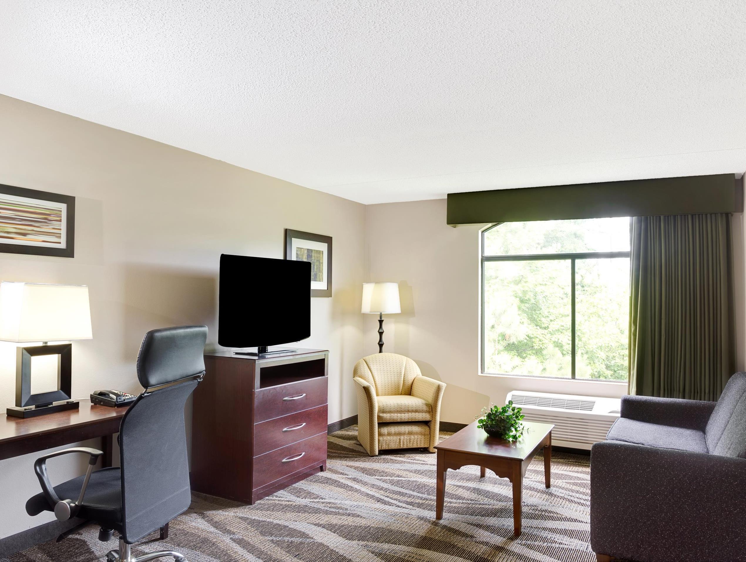 Wingate By Wyndham Raleigh Durham / Airport Exterior foto